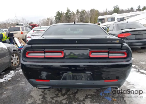 2016 Dodge Challenger R/T Scat Pack from USA, damaged, VIN 2C3CDZFJ6GH198681